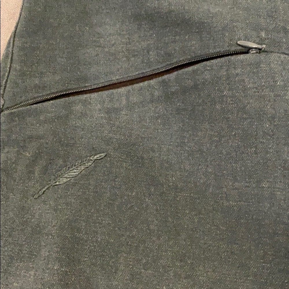 Joggers - Picture 3 of 4